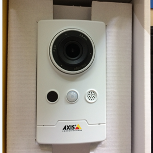 安讯士AXIS M1065-LW 无线网络摄像机Network Camera Full-featured wireless HDTV 1080p camera with edge storage